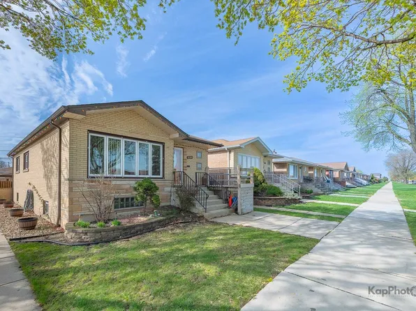 6101 W 63rd Pl, Chicago, IL 60638