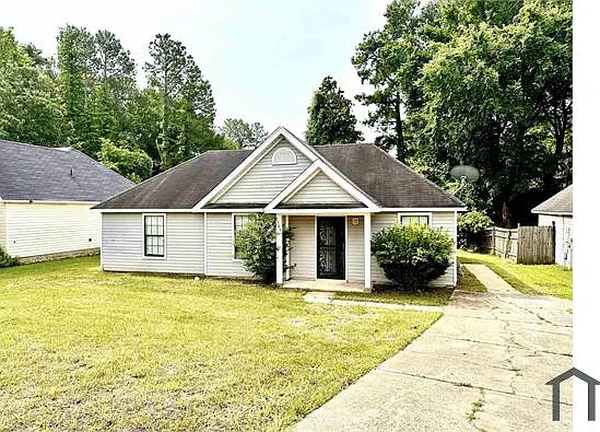 3 bed, 1100 sqft, $1,400 — Photo 2