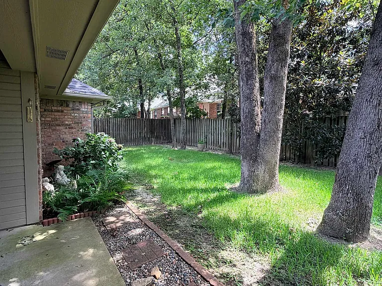 5706 Andover Dr — Photo 36