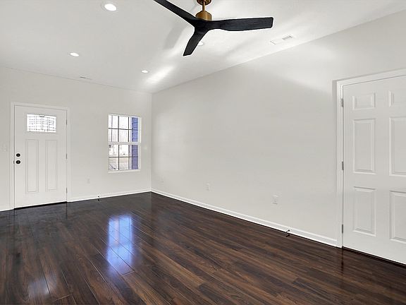 4th image of 4513 Patricia St