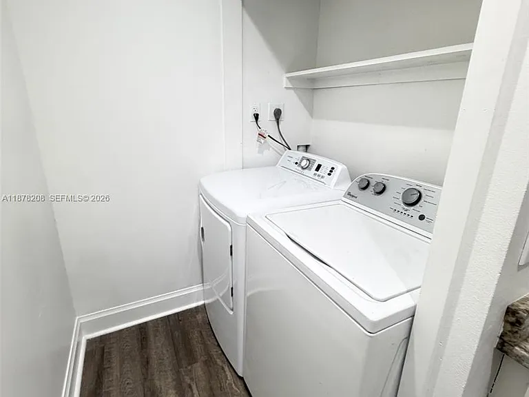 20927 Sedgewick Dr #20927 — Photo 23