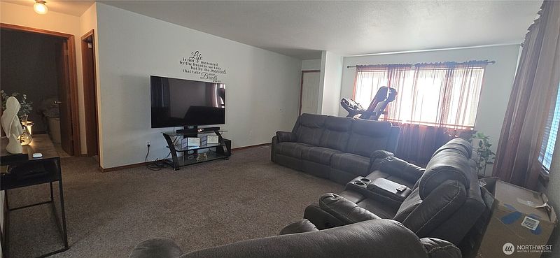 4th image of 1255 Westbrook Loop