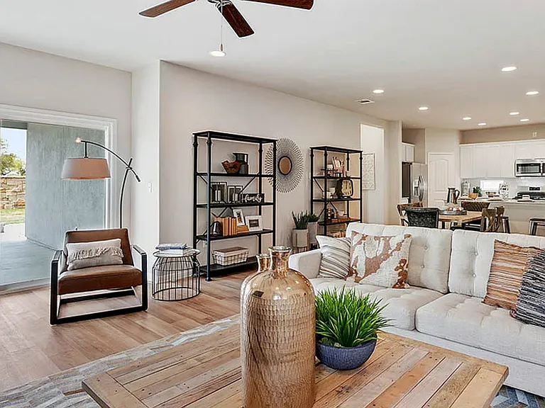 4513 Spring Box St — Photo 9