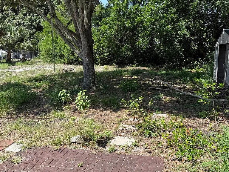 1623 Dinner Lake Dr — Photo 11