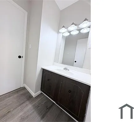 2 bed, 910 sqft, $1,325 — Photo 3