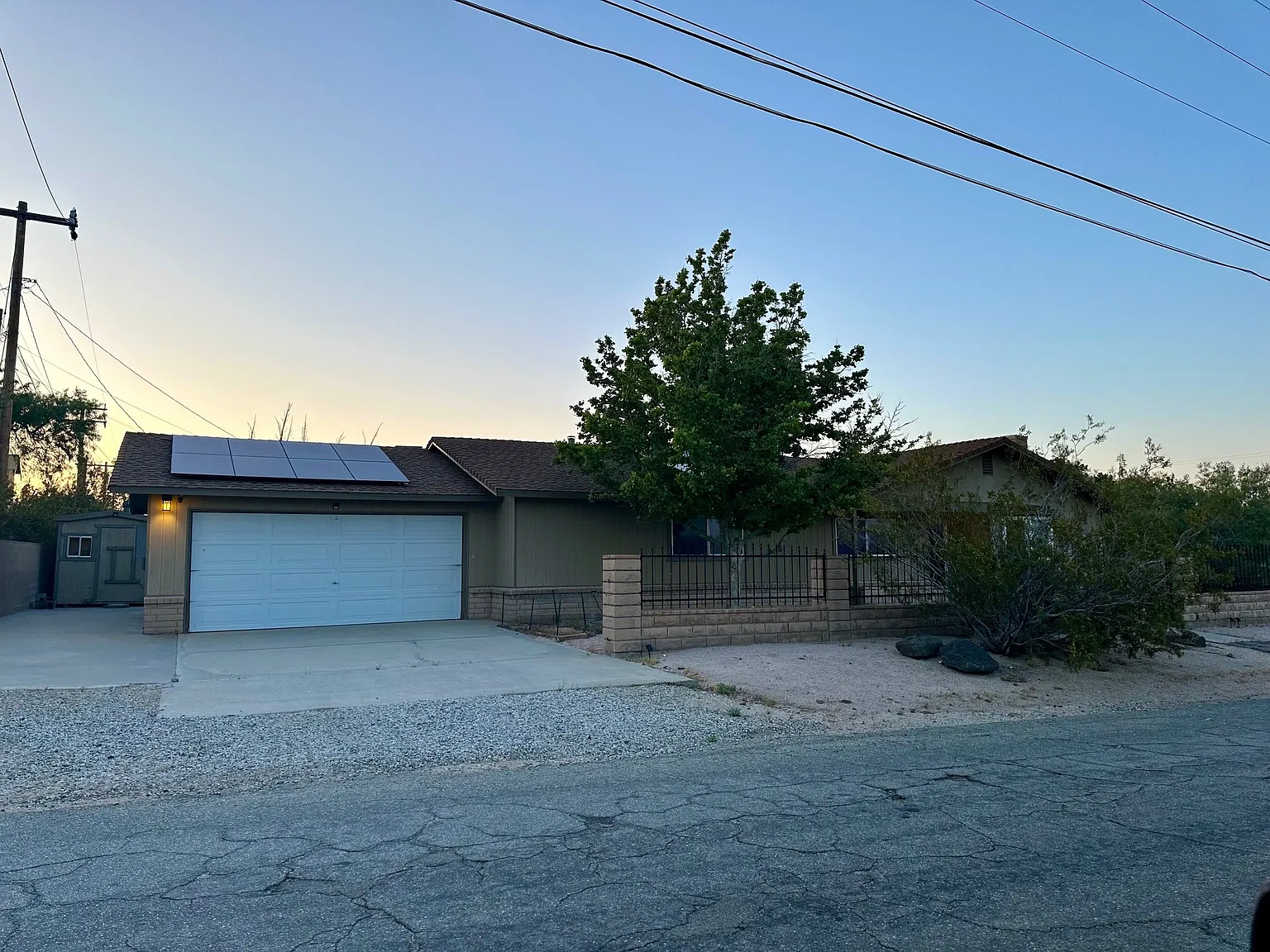 3 bed, 1433 sqft, $2,350 — Photo 3