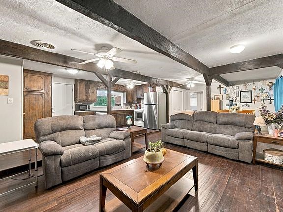 3rd image of 1204 W 4th St