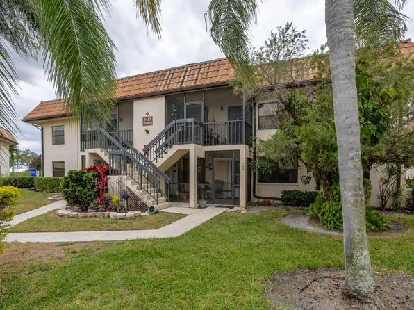 7137 Golf Colony Court #103, Lake Worth, FL 33467