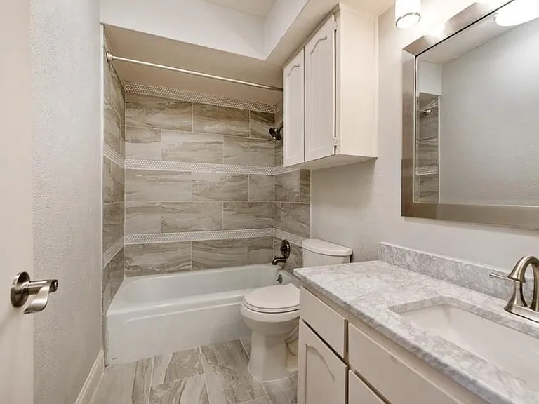 1807 Blake Dr — Photo 12