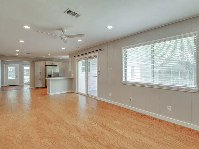 8202 Polar Dr — Photo 14