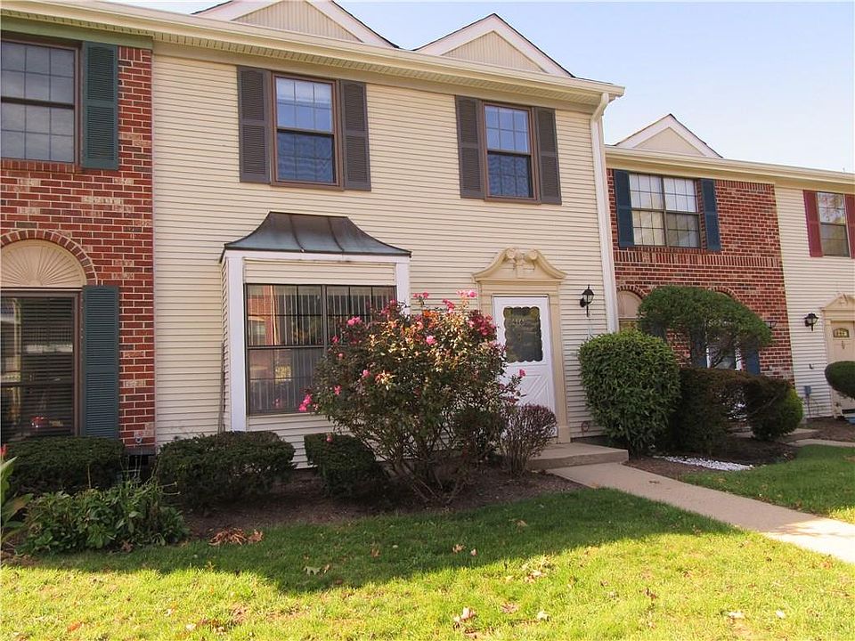 1st image of 486 Danbury Ln #486