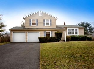 41 Krebs Rd, Plainsboro, NJ 08536