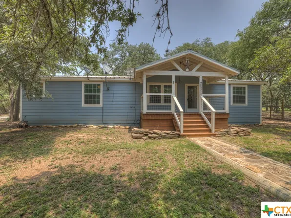 437 Rangeland Rd, Blanco, TX 78606