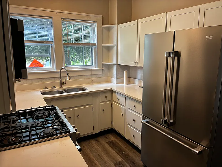 232-234 Catalpa Rd #232 — Photo 7