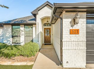 521 Zachary Dr, Weatherford, TX 76087