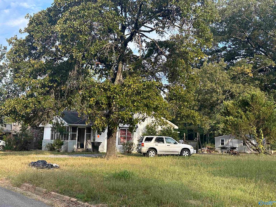 2nd image of 416 Princeton Ave