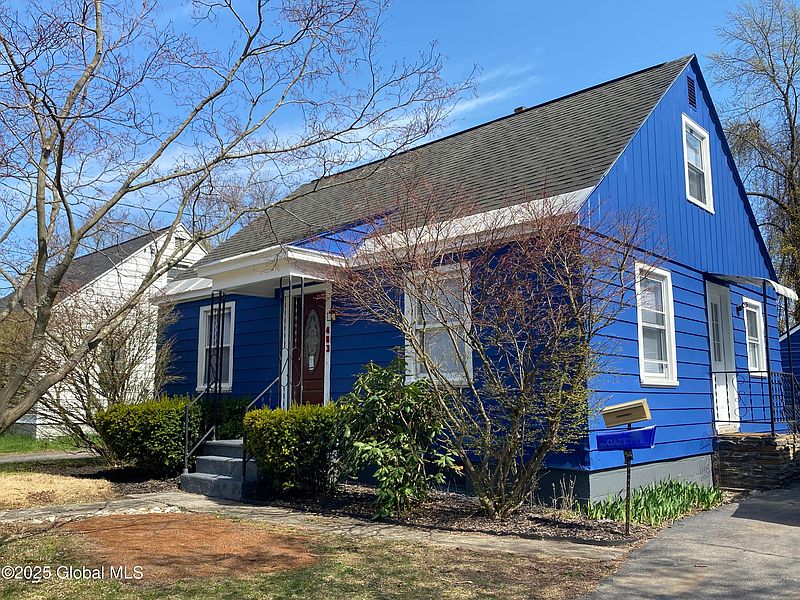 2nd image of 483 Bradford Road