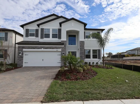 3294 Fall Harvest Dr, Zephyrhills, FL 33540
