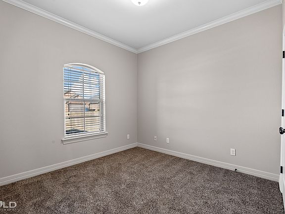 5th image of 2370 Tallgrass Cir