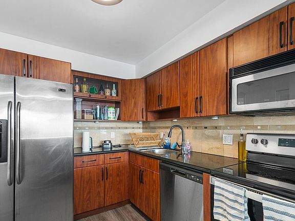 2nd image of 13499 Biscayne Boulevard #1212