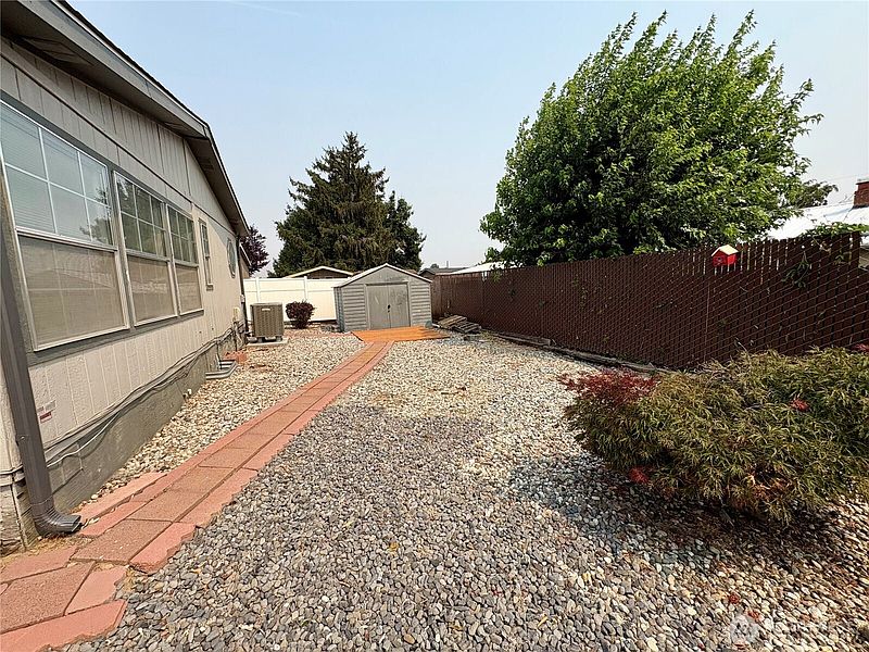 5th image of 1137 Foothills Lane #19