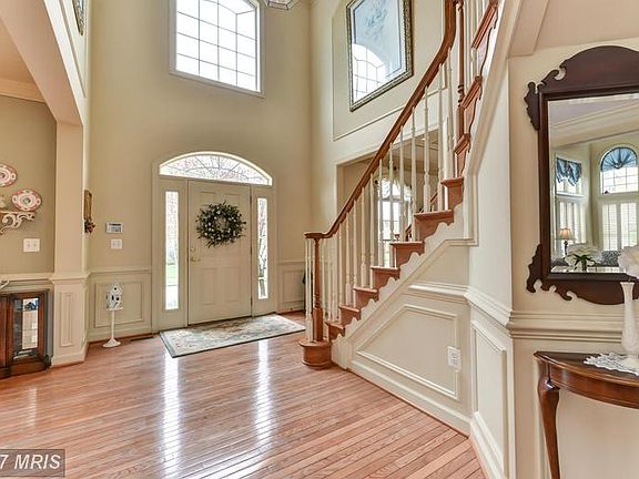 3rd image of 5414 Grist Mill Woods Way