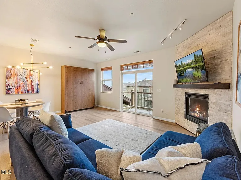 175 Spinner Ct #5 — Photo 15