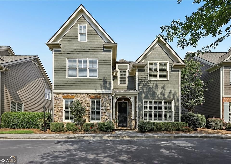 1st image of 934 Grey Village Cir