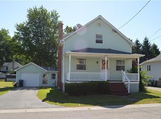 3597 Estes St, Ransomville, NY 14131
