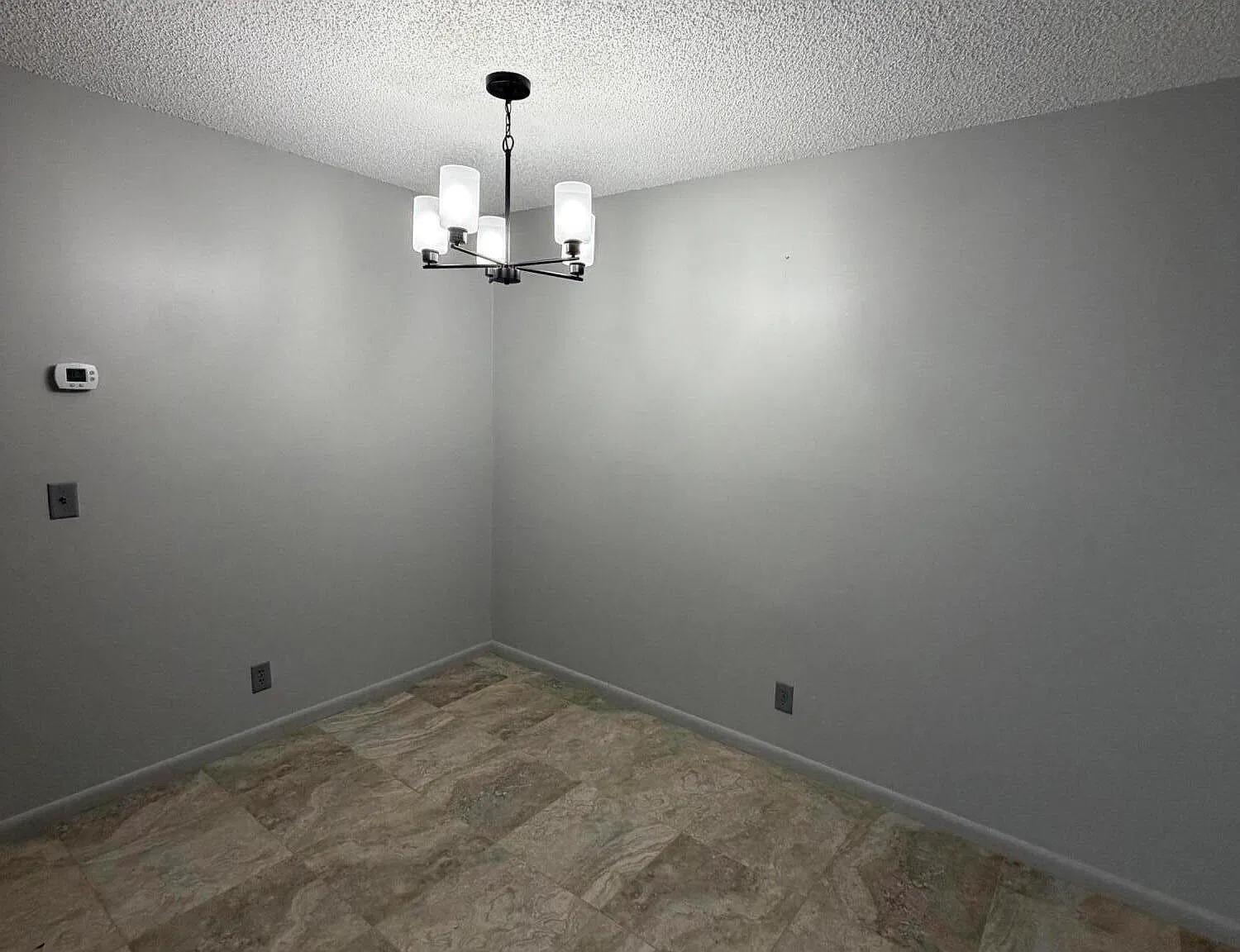 2 bed, 2.0 bath, 864 sqft, $2,000 — Photo 4