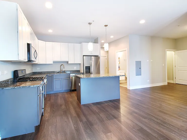 1202 Waukegan Rd, Glenview, IL — Photo 17