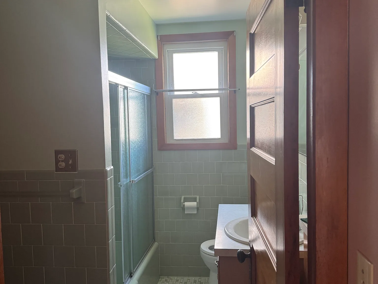 Robeson St, Fall River — Photo 4