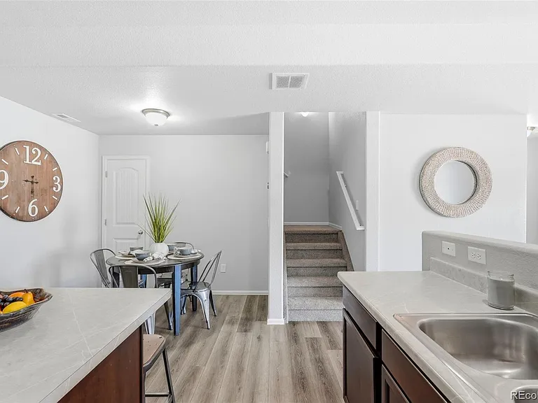 7375 Forest Meadows Ave — Photo 12