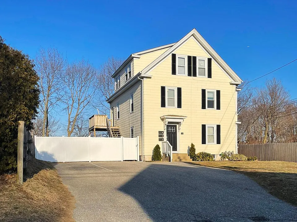 1st floor apartment with off street parking