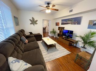 1032 Granville Ct N APT 1, Saint Petersburg, FL 33701