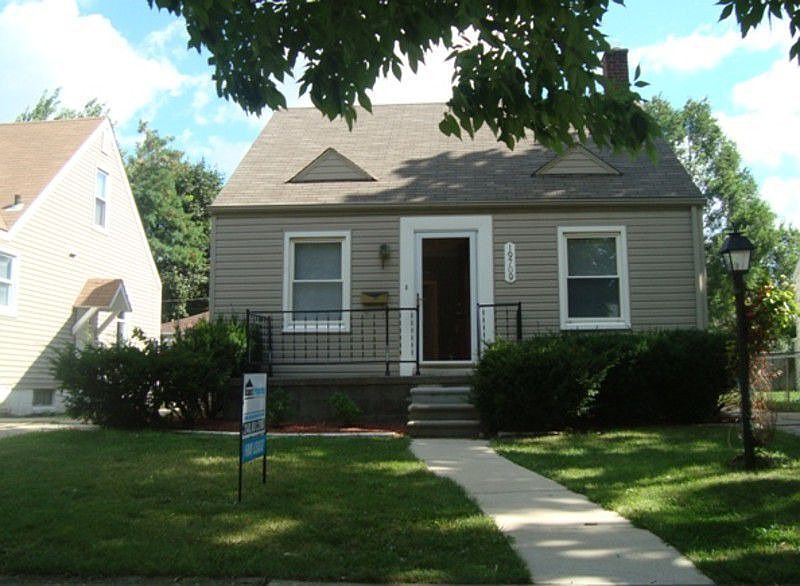 1st image of 19709 Kenosha St
