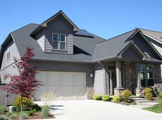 411 Briscoe Pl, Ashland, OR 97520