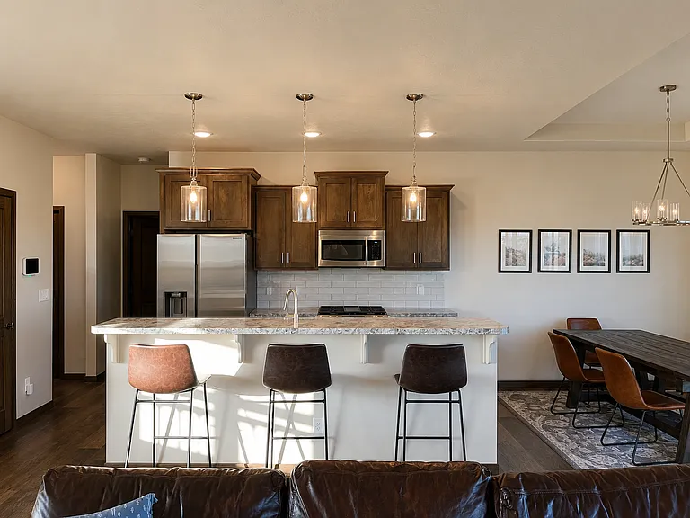 4004 S Faith Ave — Photo 2