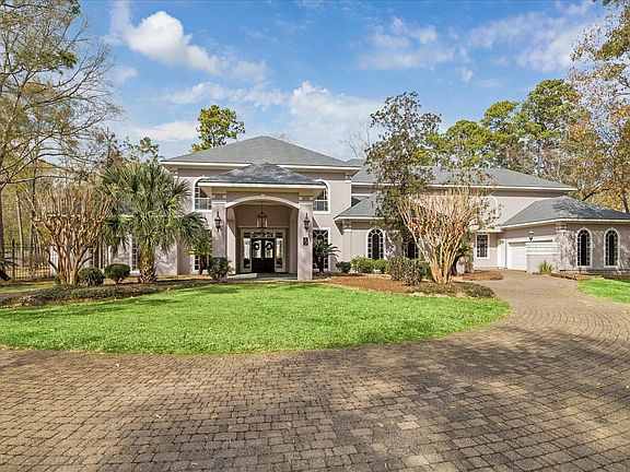 2nd image of 31 Enchanted Woods Dr