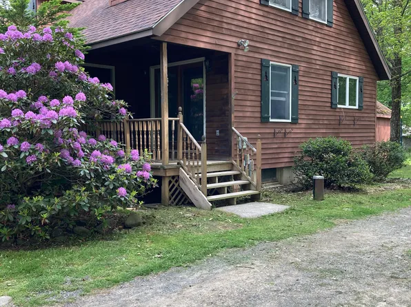 (undisclosed Address), Cropseyville, NY 12052