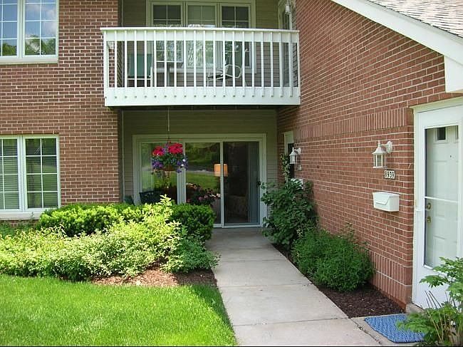 1st image of 8937 Woodbridge Dr #8937