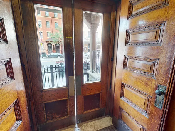 188 West 135th Street image 16 of 17
