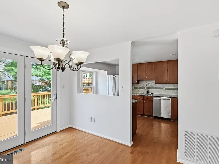 6606 Greenleigh Ln — Photo 9