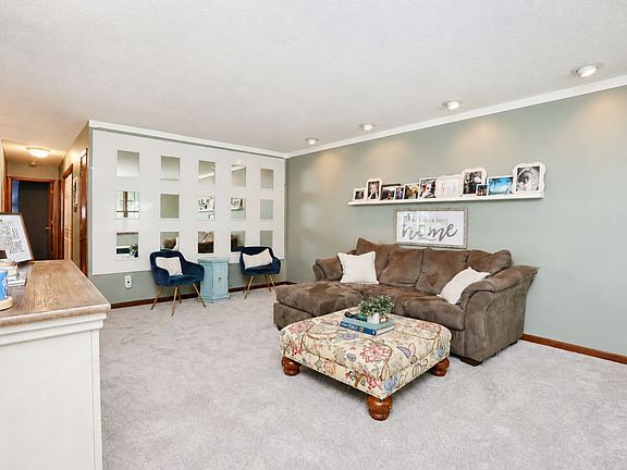 2nd image of 6154 Terrace Dr
