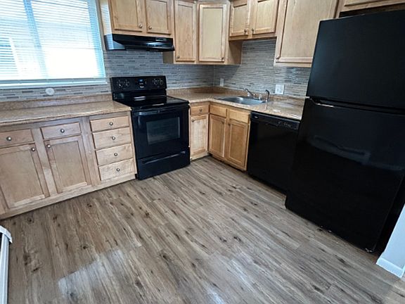 2nd image of 4226 Forrest Hill Rd