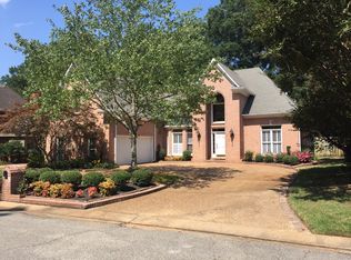 6692 N Kirby Oaks Cv, Memphis, TN 38119