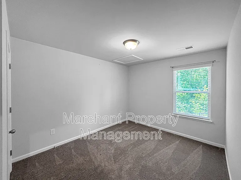 403 Moss Branch Ct — Photo 10