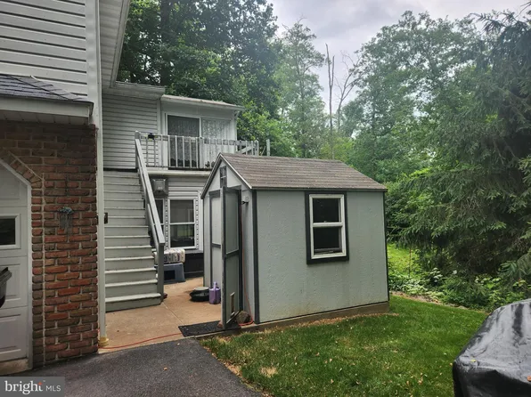 1535 Furnace Hill Rd, Stevens, PA 17578