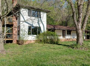 611 S Maple St, Galena, MO 65656