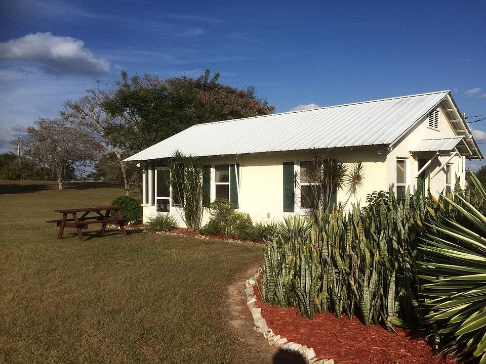 Cottage - West Side